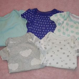 🏵4/$25🏵 Lot of Cloud Island Infant Girls Onesies